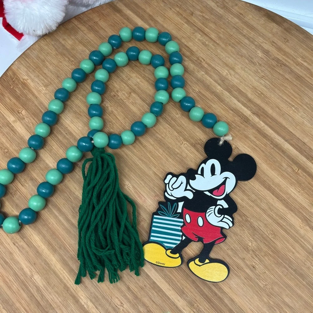 Disney Mickey Mouse Wooden Bead Garland 3' Christmas‎ decor tiered tray